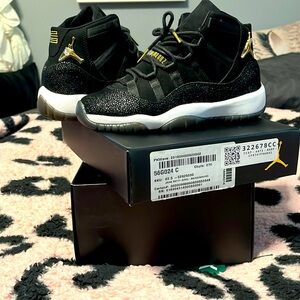 👑 Jordan 11 Retro “Heiress Black Stingray {GS}”